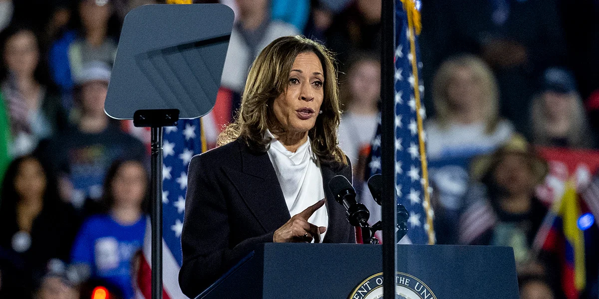 Kamala Harris gratuléiert Donald Trump fir d'Victoire | © picture alliance / Consolidated News Photos | Daniel Heuer - CNP