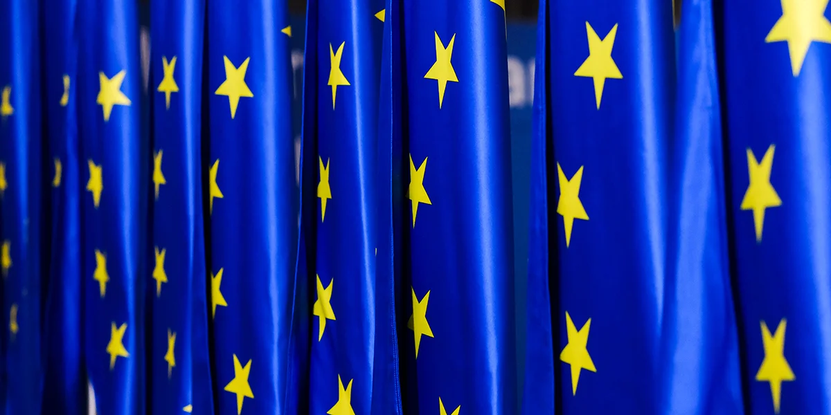 EU-Kommissioun proposéiert digital Reegelen ze labberen