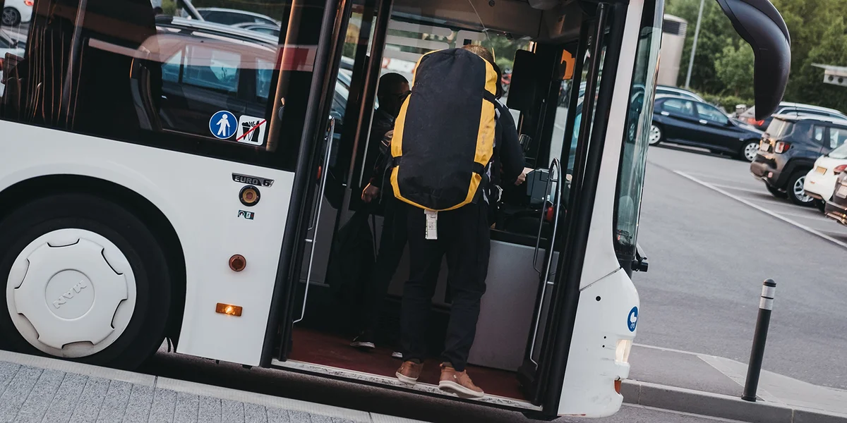 Frontaliere sollen den ëffentlechen Transport zu Lëtzebuerg bewäerten