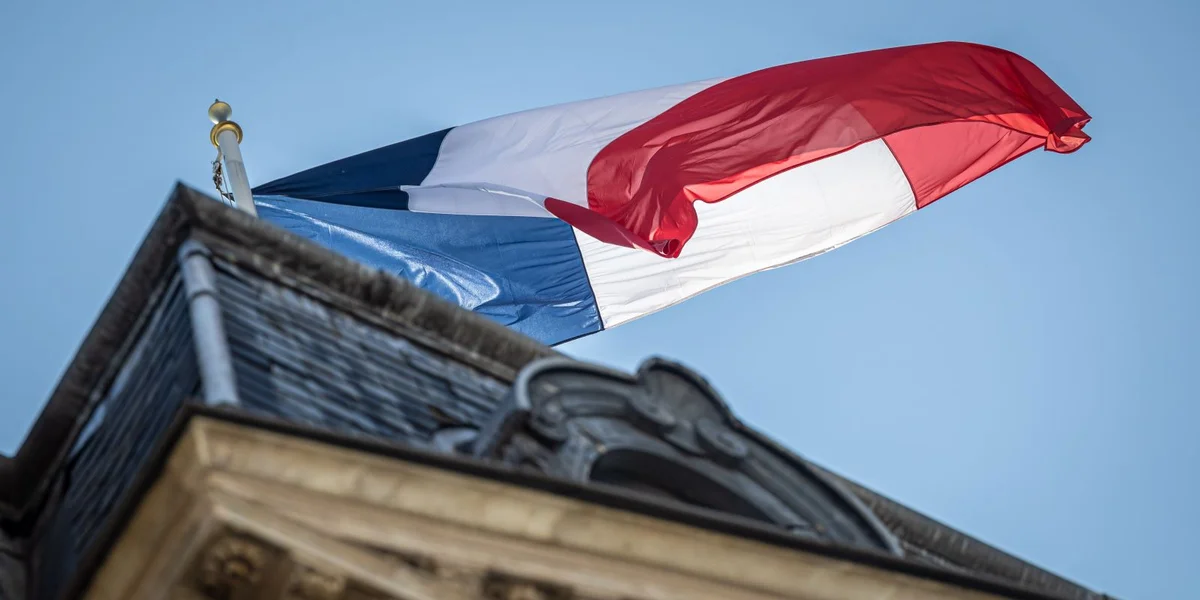 Ee spezielle Prêt fir Entreprisë stéisst op Skepsis an de betraffene Secteuren  | © EPA/CHRISTOPHE PETIT TESSON