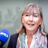 Stater Buergermeeschtesch Lydie Polfer stäipt der Conservatoires-Direktioun de Réck | © Jo Diseviscourt