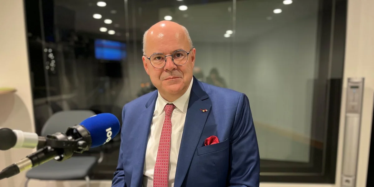 Marc Spautz: "Eng grouss Aufgab op menge Schëlleren" | © Christiane Kleer