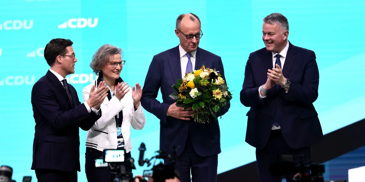 Friedrich Merz mat grousser Majoritéit als CDU-President erëmgewielt | © EPA/RONALD WITTEK