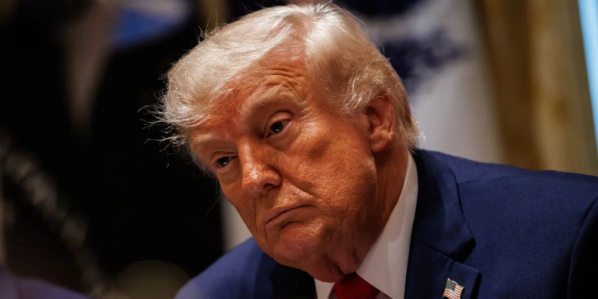 Kuerz virum 80. Gebuertsdag: Donald Trump soll kärgesond sinn, muss awer ofhuelen | © EPA/SAMUEL CORUM / POOL