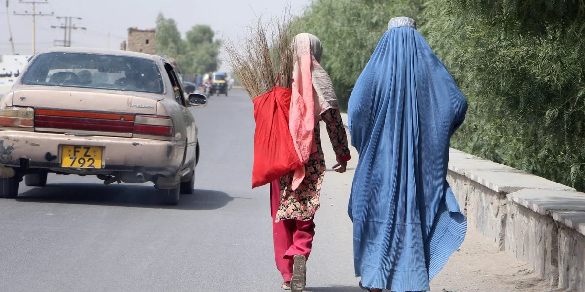 Fënnef Joer Taliban-Herrschaft am Afghanistan: Besonnesch d'Frae leiden drënner | © EPA/QUDRATULLAH RAZWAN