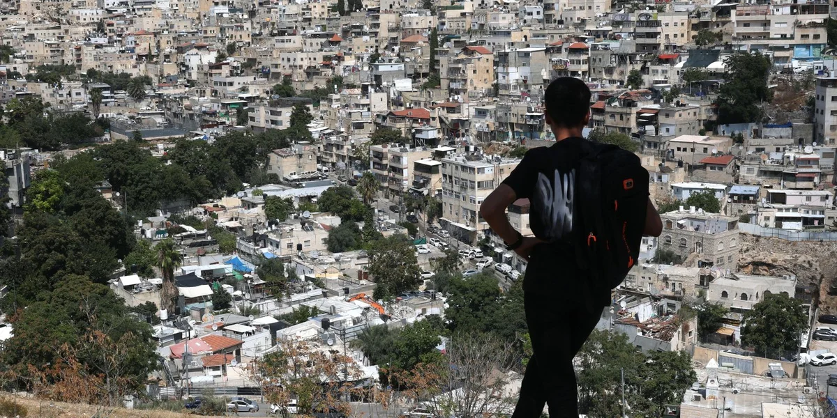 Israeelesch Arméi huet op en Neits dräi Palestinenser erschoss, dorënner wuel ee Kand | ©  EPA/ATEF SAFADI