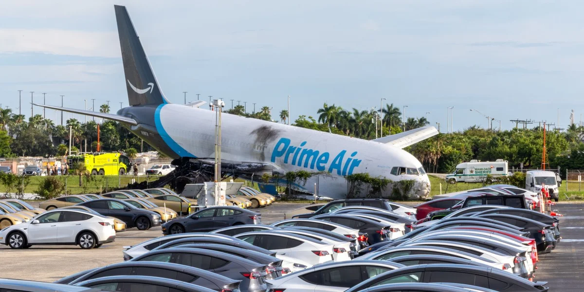 Fënnef Mënsche stierwe bei Fligeraccident zu Miami, fënnef weider Blesséierter | © EPA/D.A. VARELA