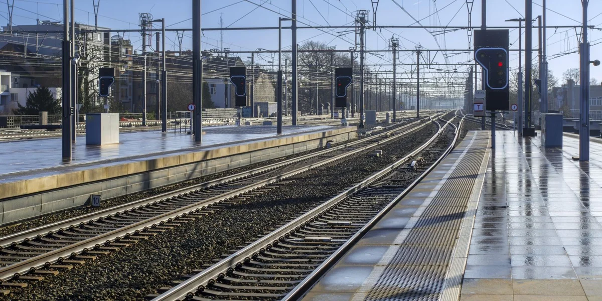 Wéinst dem Streik an der Belsch ass den Zuchverkéier haut perturbéiert | © picture alliance / imageBROKER | alimdi / Arterra / Philippe Clém