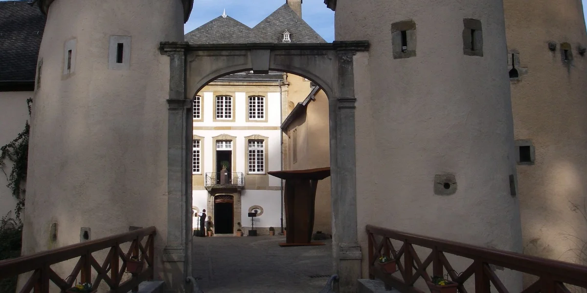 Schlass Buerglënster | © Foto: wikimedia commons